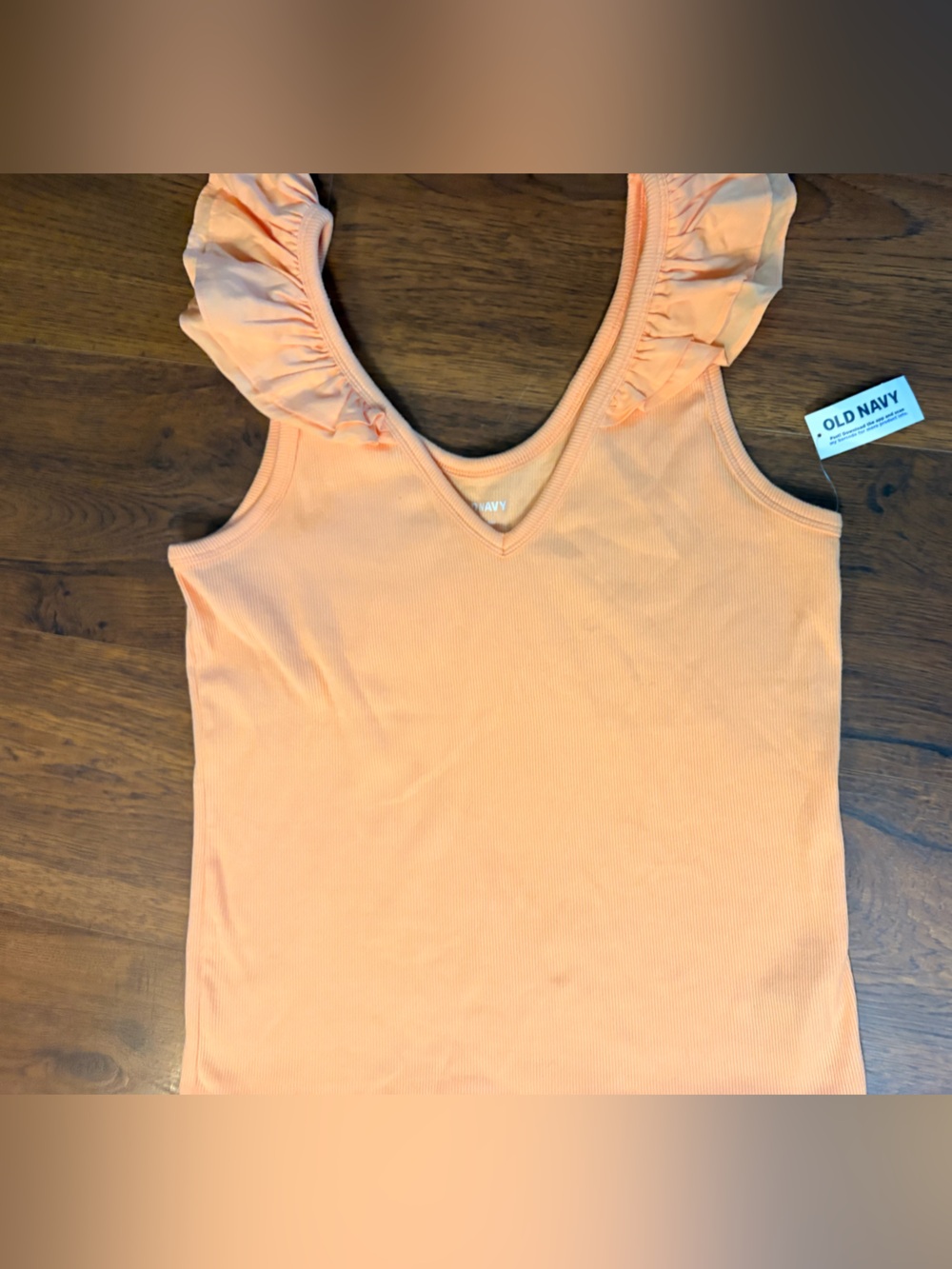 Old Navy Peach Ruffle-Shoulder Ribbed tank top - Picture 2 of 4